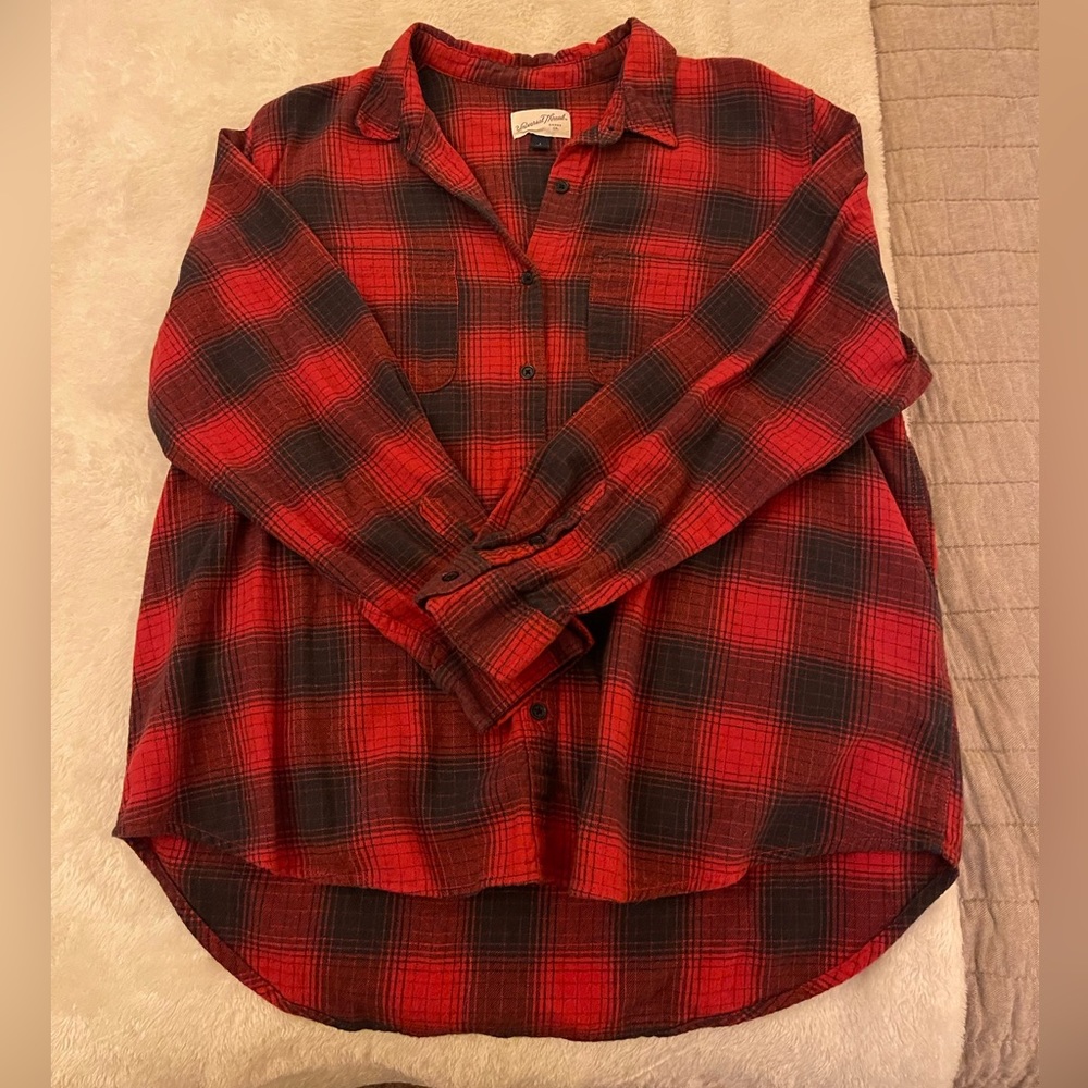 Universal Thread Flannel - Picture 2 of 3